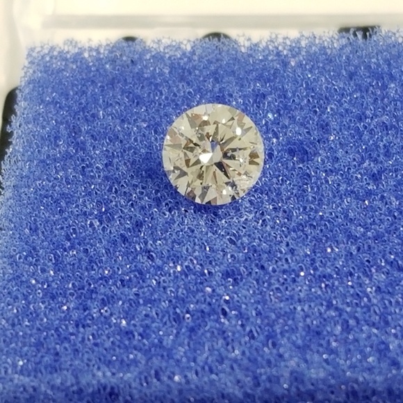 Loose Diamond - Genuine Round Diamond - Picture 3 of 8